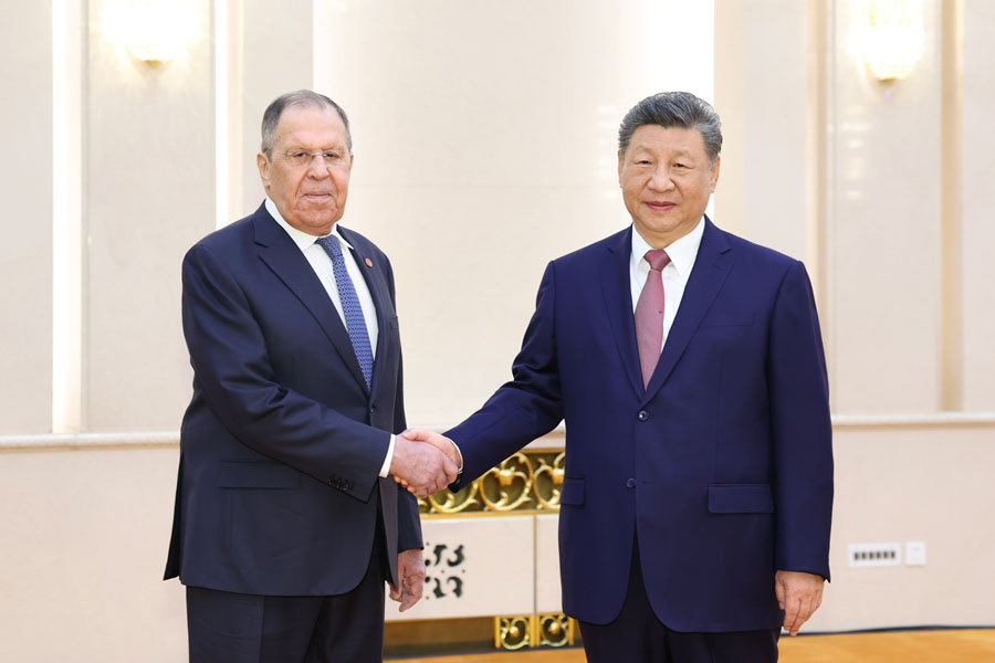 习近平会见俄罗斯外长拉夫罗夫