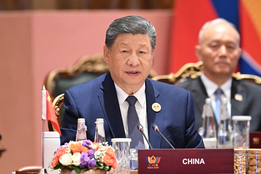 习近平出席金砖国家领导人第十八次会晤第二阶段会议并发表重要讲话